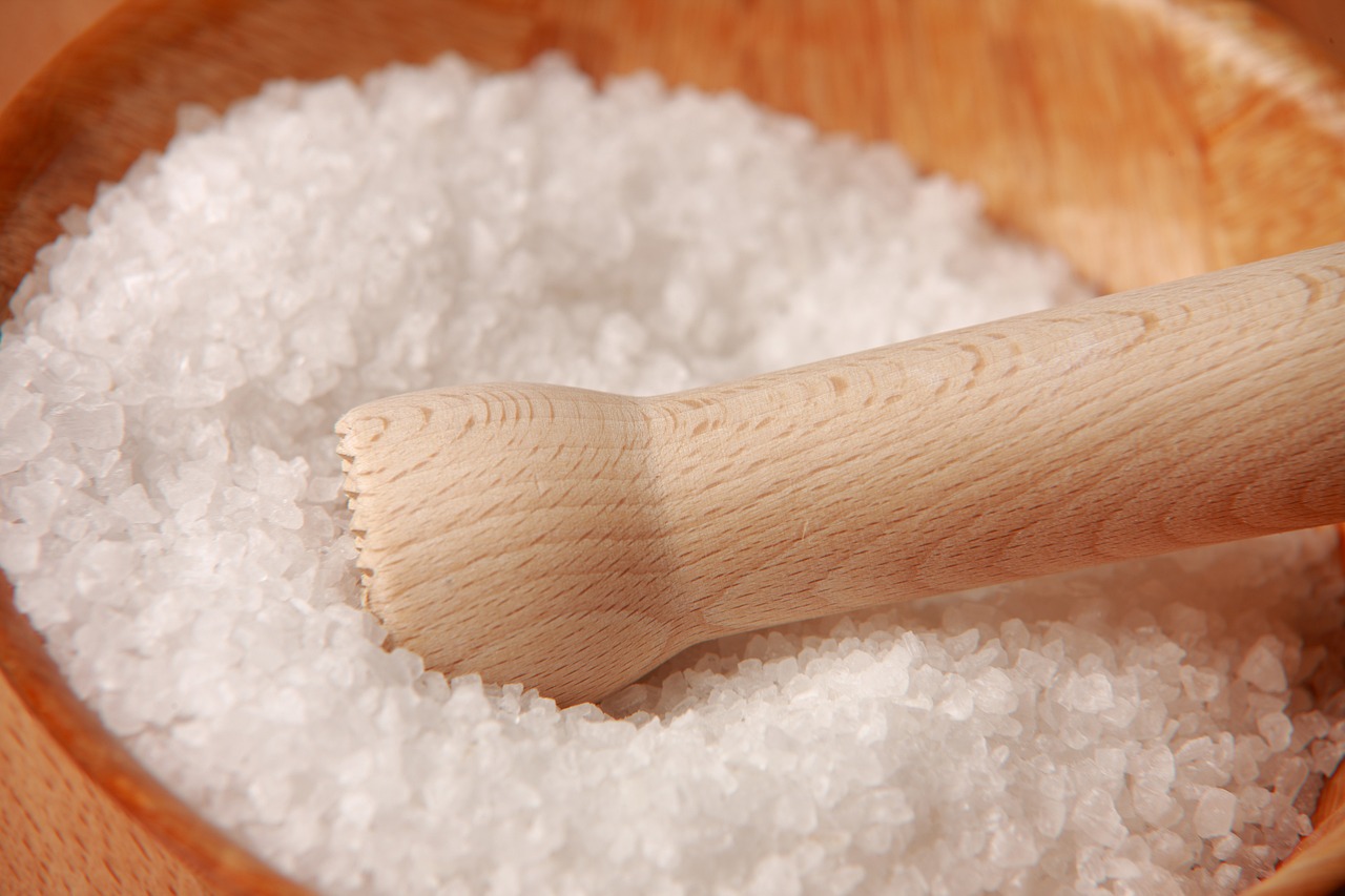 Salt massage